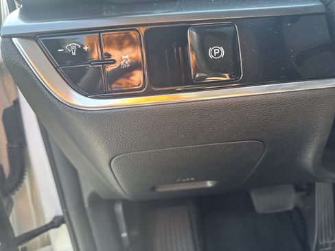Used 2023 Kia Sportage EX FWD image 17