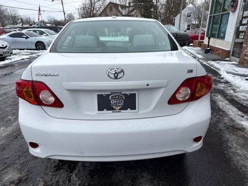 Used 2010 Toyota Corolla LE image 6