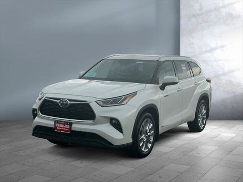 Certified 2020 Toyota Highlander Limited AWD/4WD image 1
