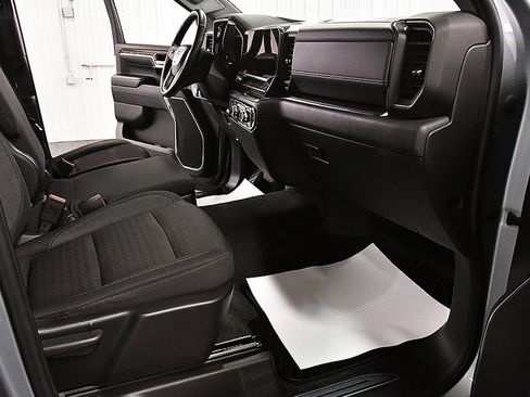 Used 2023 GMC Sierra 1500 Elevation image 30