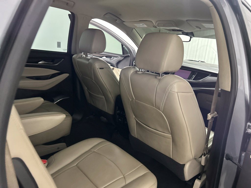 Used 2018 Buick Enclave Essence FWD image 23