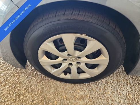 Used 2023 Toyota Corolla LE FWD image 22