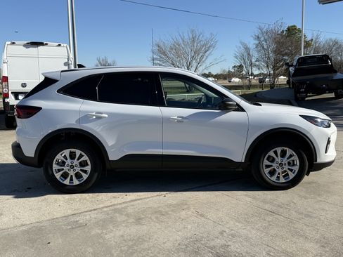 Used 2025 Ford Escape Active image 3