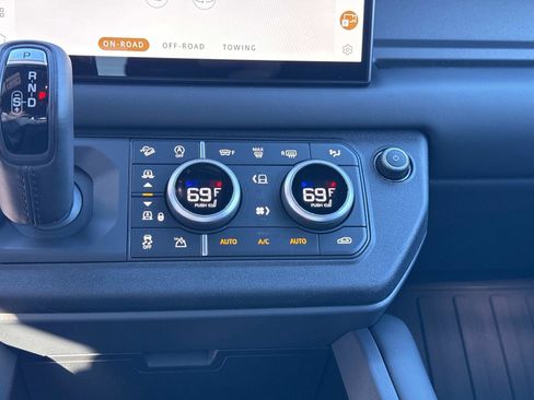 Certified 2025 Land Rover Defender 110 S image 25