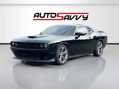Used 2021 Dodge Challenger R/T RWD image 3