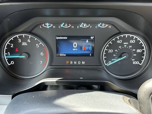 New 2026 Ford F250 XL w/ XL Chrome Package image 23