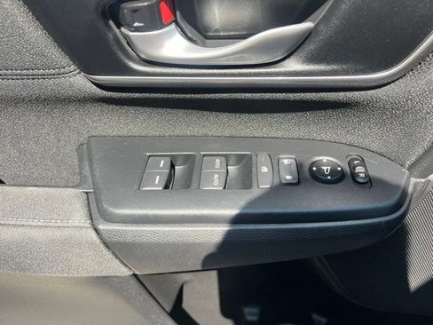 Used 2018 Honda CR-V EX image 11