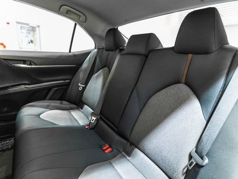 Certified 2020 Toyota Camry LE FWD image 30