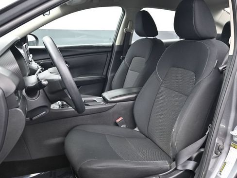 Used 2023 Nissan Sentra S FWD image 7
