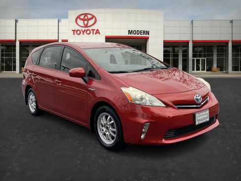 Used 2012 Toyota Prius V Two image 7
