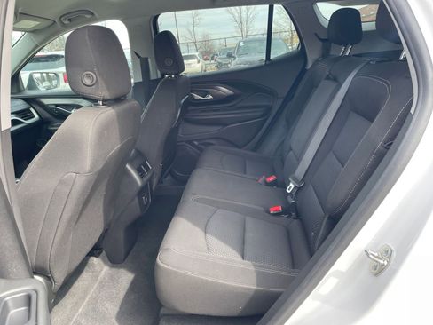 Used 2024 GMC Terrain SLE FWD image 23