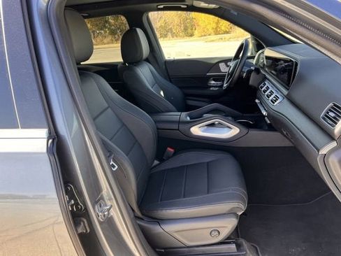 Used 2025 Mercedes-Benz GLE 450e 4MATIC image 26