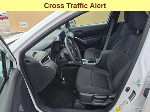 Used 2024 Toyota Corolla Cross AWD Hybrid image 10