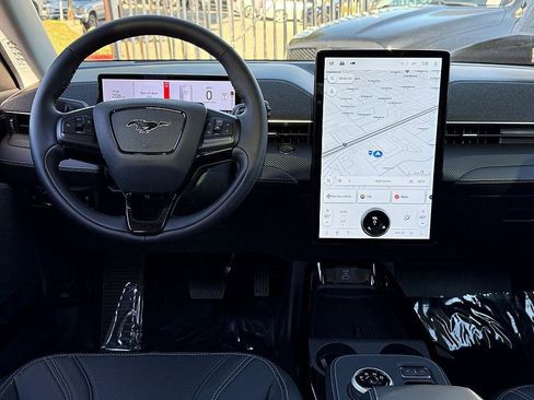 Used 2024 Ford Mustang Mach-E Premium image 30