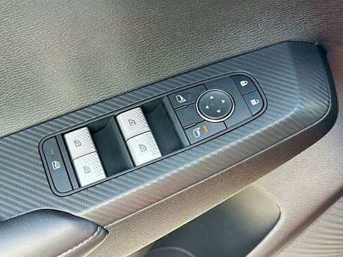 New 2026 Mitsubishi Outlander ES FWD image 18
