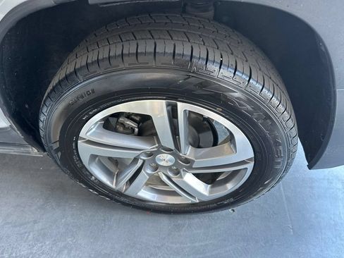 Used 2020 GMC Terrain SLT AWD/4WD image 14