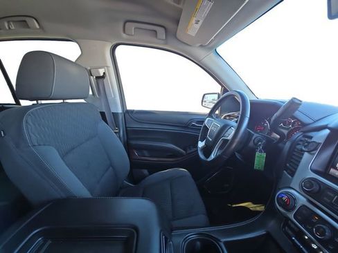 Used 2015 GMC Yukon SLE w/ Convenience Package image 16