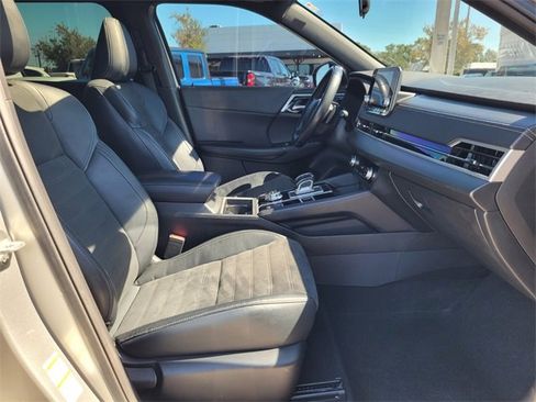Used 2022 Mitsubishi Outlander SE image 19