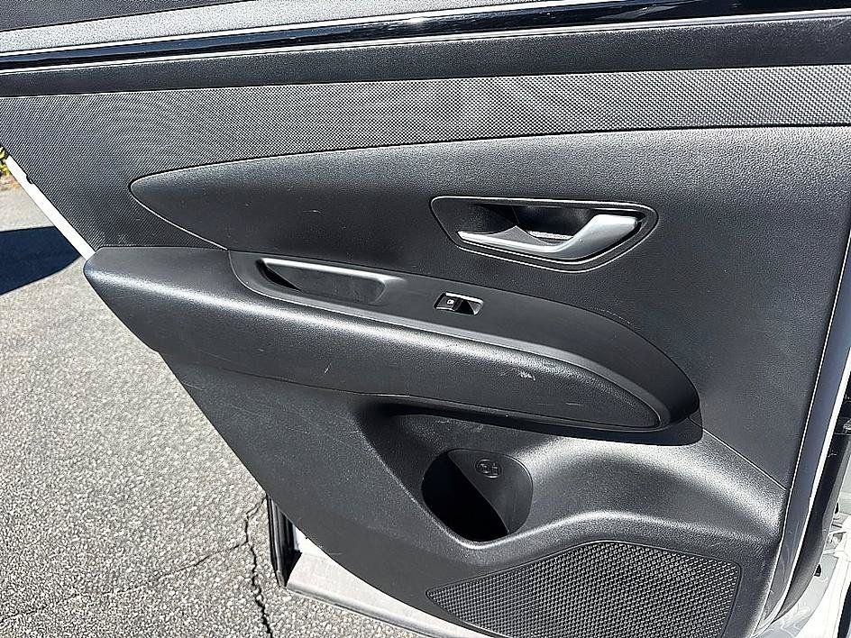 Certified 2023 Hyundai Tucson SEL FWD image 12