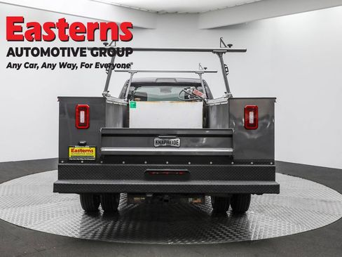 Used 2018 RAM 3500 Tradesman w/ Chrome Appearance Group image 6