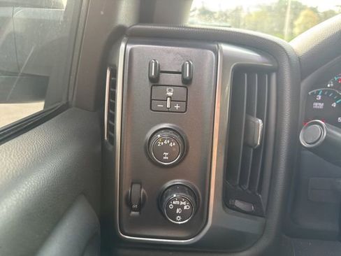 Used 2018 Chevrolet Silverado 2500 LT w/ All Star Edition image 24