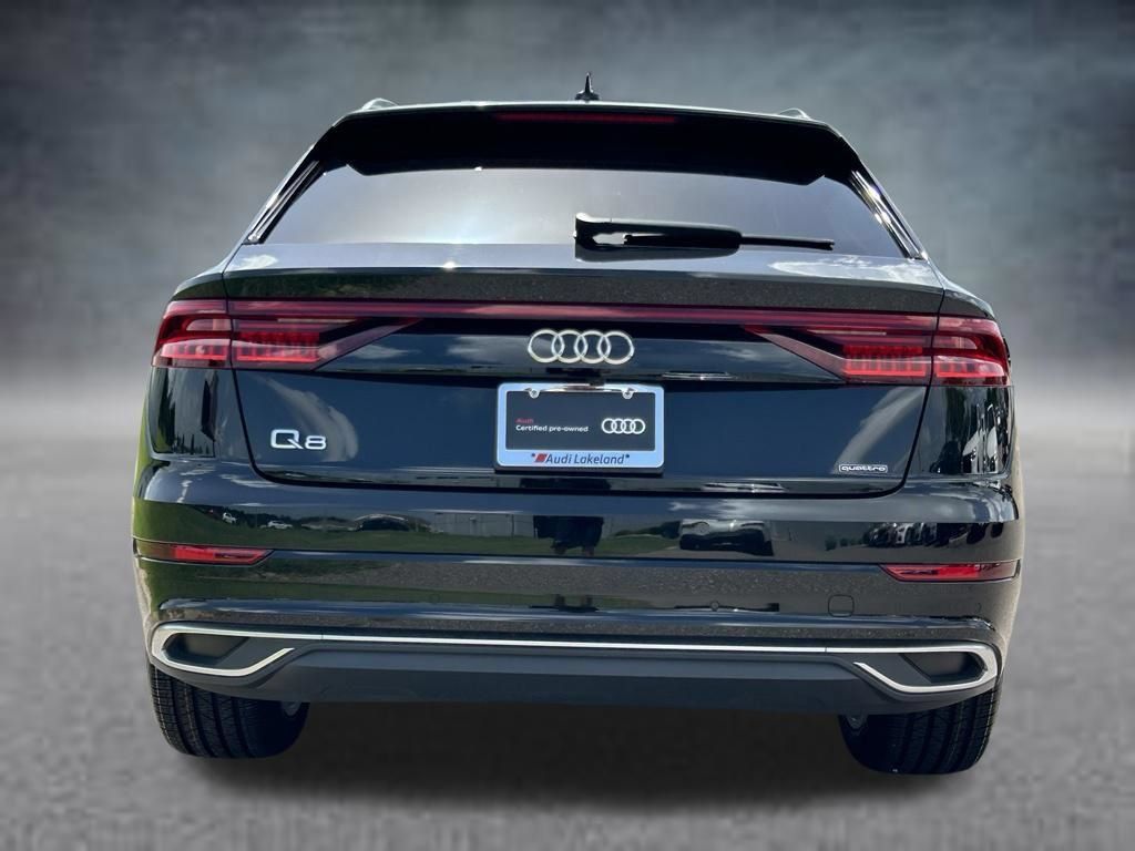 Used 2023 Audi Q8 Premium w/ Convenience Package AWD/4WD image 4