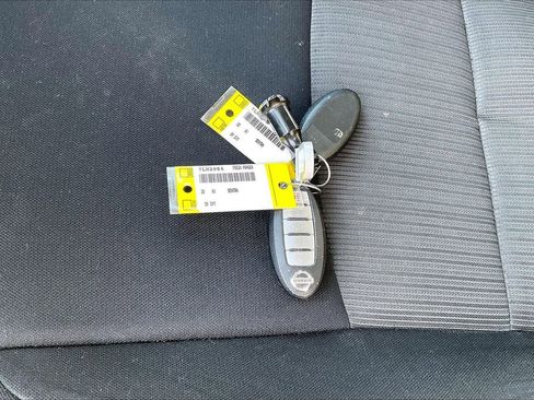 Used 2020 Nissan Sentra SV image 30