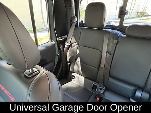 Certified 2025 Jeep Gladiator Rubicon image 12