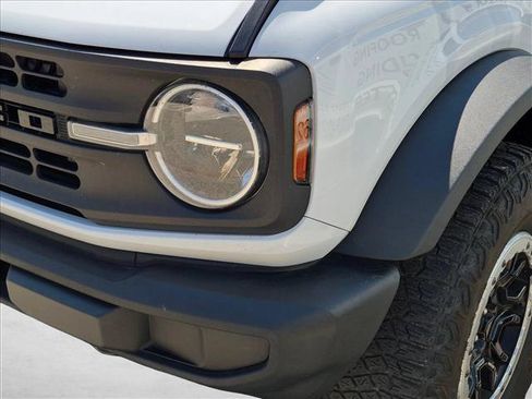 Used 2021 Ford Bronco 4-Door w/ Sasquatch Package AWD/4WD image 9