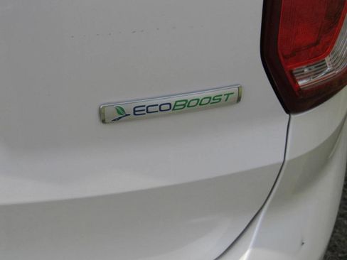 Used 2017 Ford Explorer XLT w/ Equipment Group 202A image 14