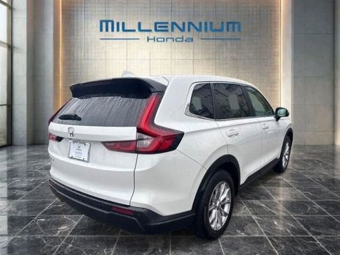 Used 2023 Honda CR-V EX-L image 17