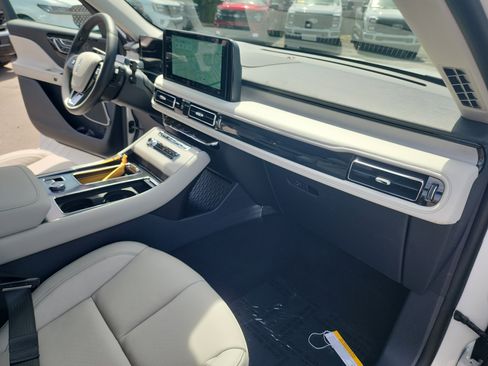New 2026 Lincoln Aviator Reserve AWD/4WD image 57