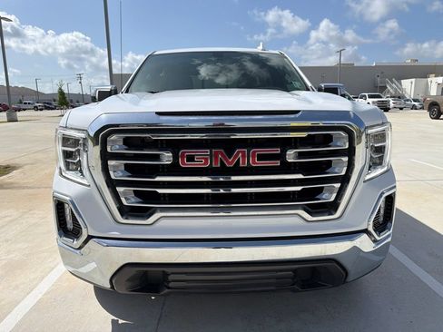 Used 2021 GMC Sierra 1500 SLT w/ SLT Premium Package RWD image 2