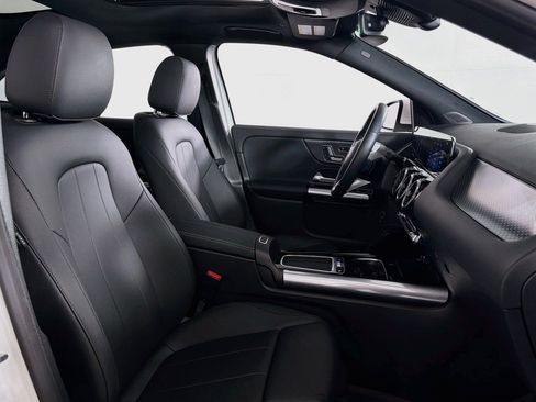 Certified 2026 Mercedes-Benz GLA 250 image 8