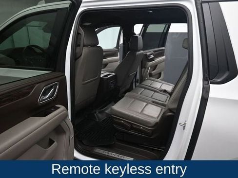 Used 2022 Chevrolet Suburban Z71 AWD/4WD image 17