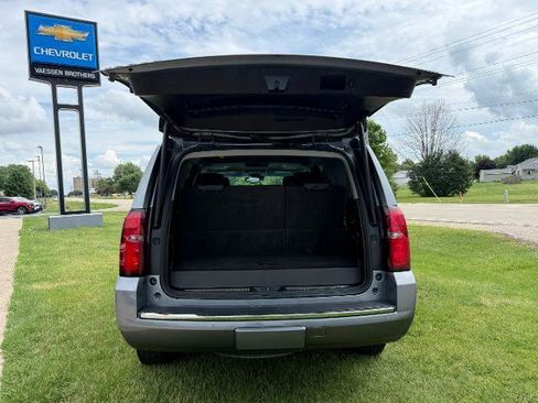 Used 2018 Chevrolet Tahoe Premier AWD/4WD image 11