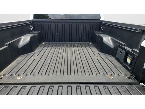 Used 2022 Toyota Tacoma TRD Sport w/ Technology Package image 20