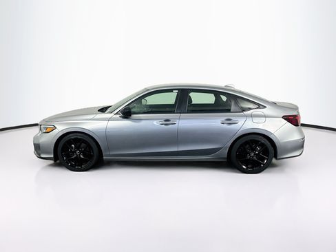 Used 2025 Honda Civic Sport image 4