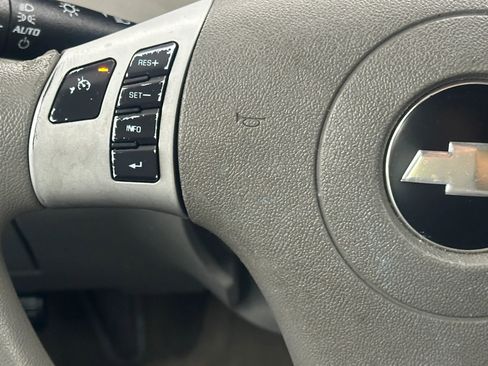 Used 2010 Chevrolet Malibu LS image 19