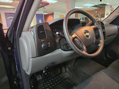 Used 2011 Chevrolet Silverado 1500 LS image 8