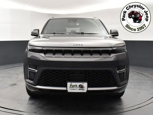 New 2026 Jeep Grand Wagoneer Limited w/ 8-Passenger Seating Package image 2