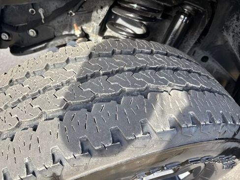 Used 2024 RAM 2500 Laramie w/ Night Edition image 27