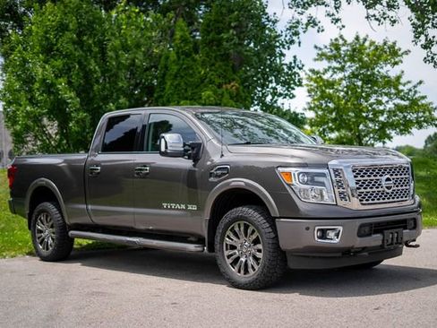Used 2016 Nissan Titan Platinum Reserve AWD/4WD image 3