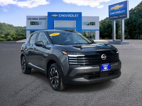 Used 2025 Nissan Kicks SV image 8