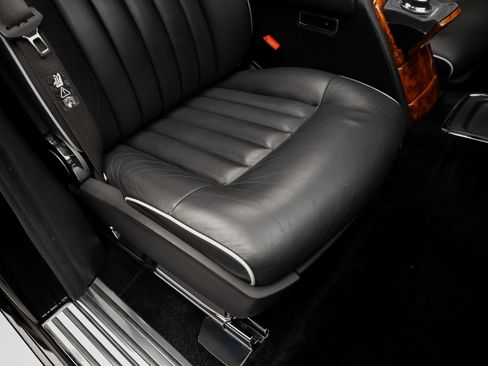 Used 2007 Rolls-Royce Phantom Sedan RWD image 61