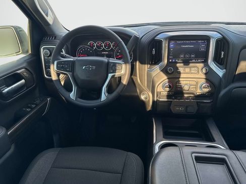 Used 2022 Chevrolet Silverado 1500 LT Trail Boss image 23