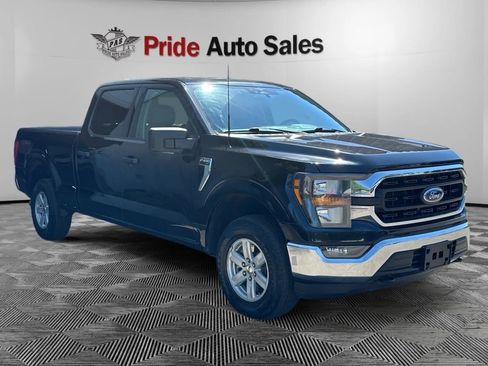 Used 2023 Ford F150 XLT w/ Equipment Group 301A Mid AWD/4WD image 3