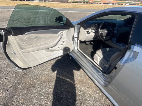 Used 2014 Cadillac CTS Coupe RWD image 20