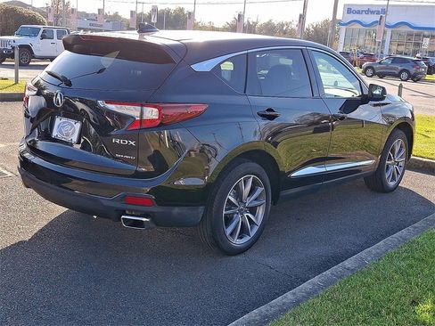 Used 2022 Acura RDX w/ Technology Package image 4