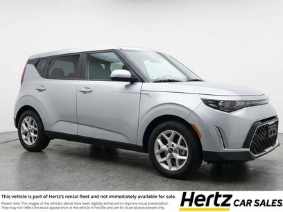 Used 2025 Kia Soul LX w/ LX Technology Package